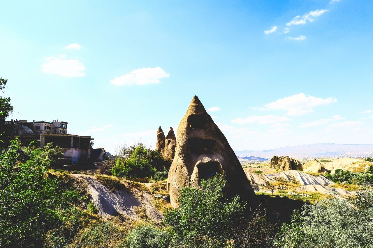 ギョレメからウチヒサール城・カイマクル地下都市へバスでの行き方 2025年8月- キャンプ・海外旅行ブログ