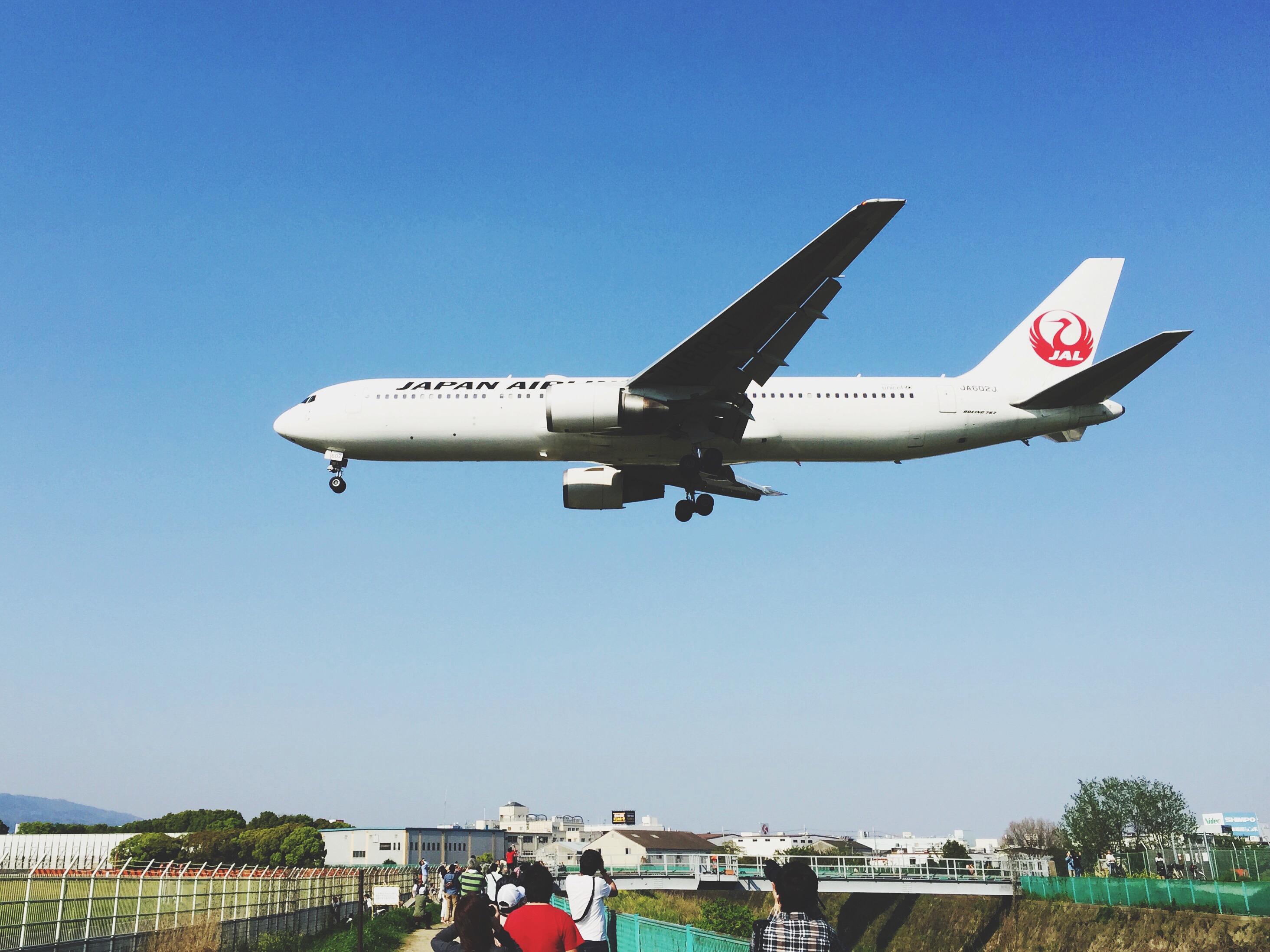 大阪国際空港 伊丹空港 の飛行機撮影ポイント千里川土手に行ってきましたコワーキングスペース・自習室