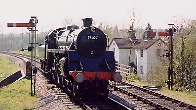 ロンドン近郊で蒸気機関車に乗る。〜ブルーベル鉄道編〜Taiju