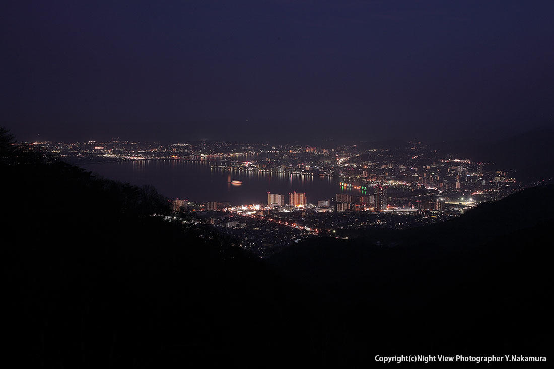 滋賀県の夜景 – 山と終末旅