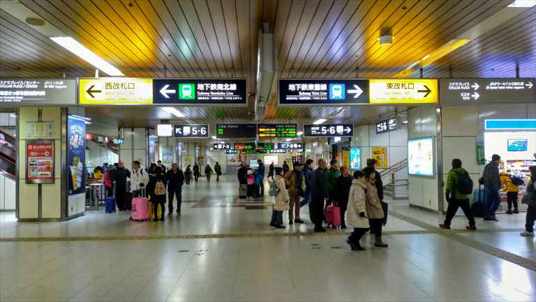 マルス券のページＭＶ端末探訪 - 札幌駅東改札口