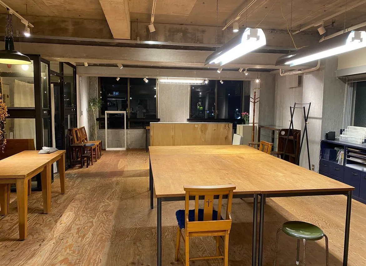 雨の日でも回覧板が濡れない「回覧板袋」に門扉にかけやすい38cmの長めの取っ手、A4ポケットがついて新登場株式会社ハクロマーク製作所の プレスリリース