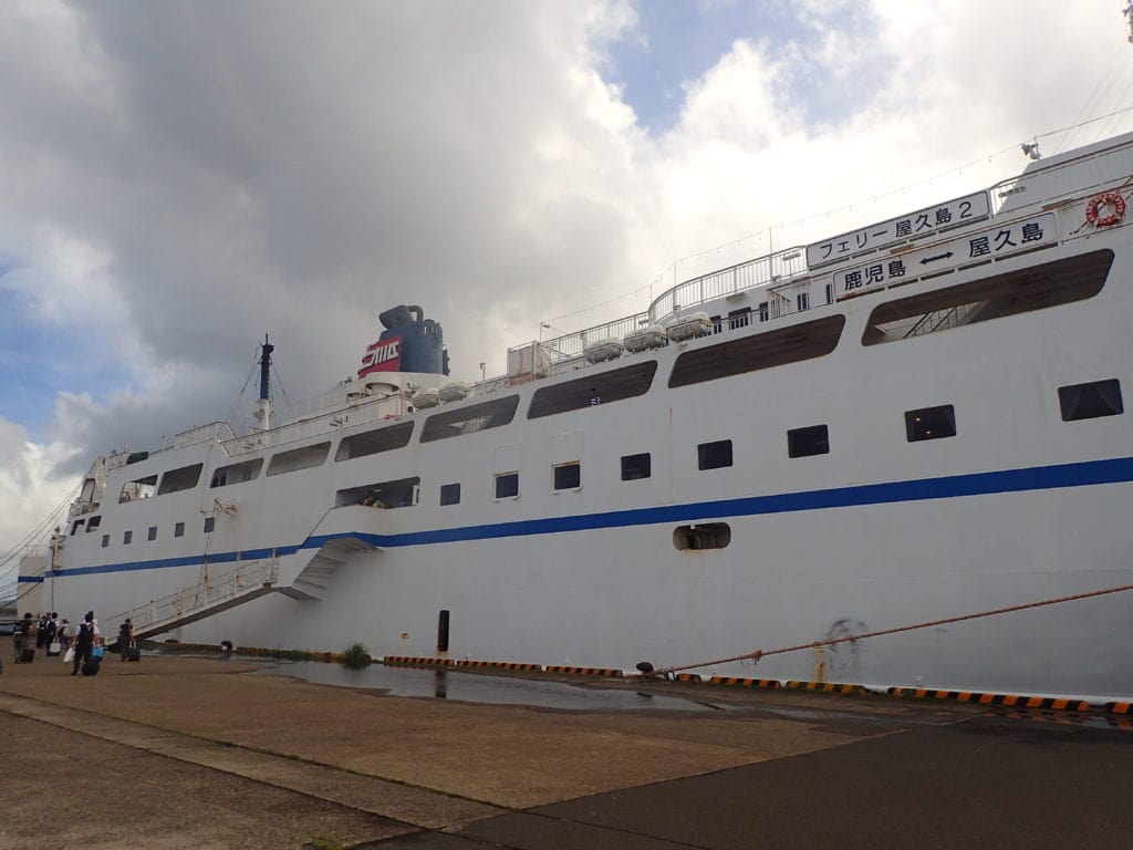 鹿児島から屋久島へフェリーで車を輸送する方法を比較＆解説乗船方法も詳しく紹介屋久島コテージ宿 ヴィラ ウル