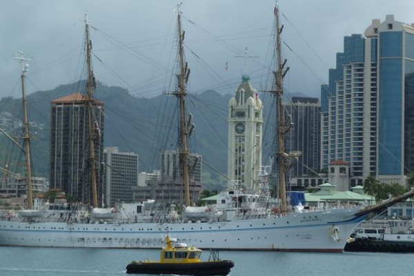 アロハタワーの歴史、見どころと撮影スポット