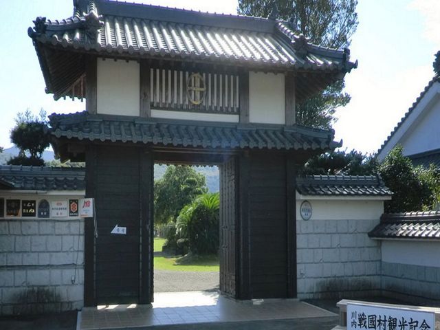 甲冑工房丸武＞熟練した職人の技法で甲冑・鎧兜を再現お取り寄せ・通販なら 旅色