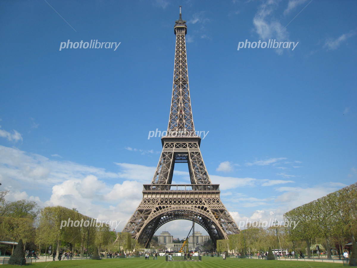 パリのエッフェル塔の楽しみ方