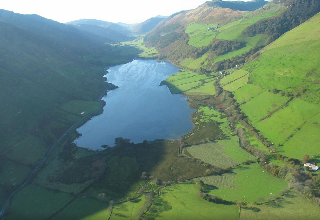 スノードニア国立公園個人旅行ガイド 2025年 ：おすすめの周辺アクティビティ、人気観光スポット、旅程の計画、宿泊施設、グルメ、交通機関、天気など、旅行に必要な情報が満載 2025年10月更新Trip.com