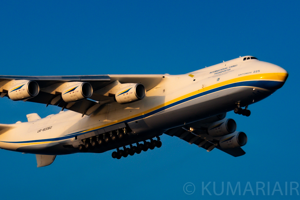 破壊された「世界最大の航空機」、写真が捉える現在の姿 ウクライナ - CNN.co.jp