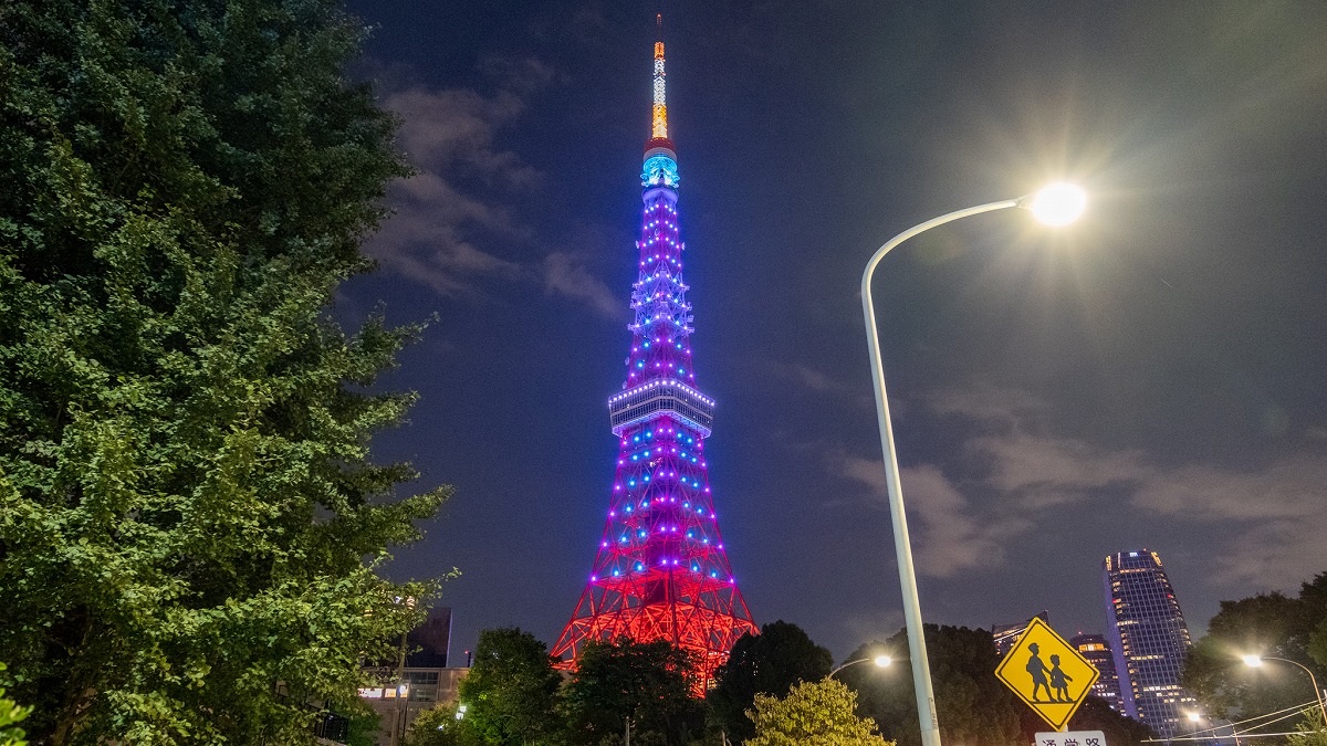 東京観光現在のタワーの高さ ３ ９ ８ メートル