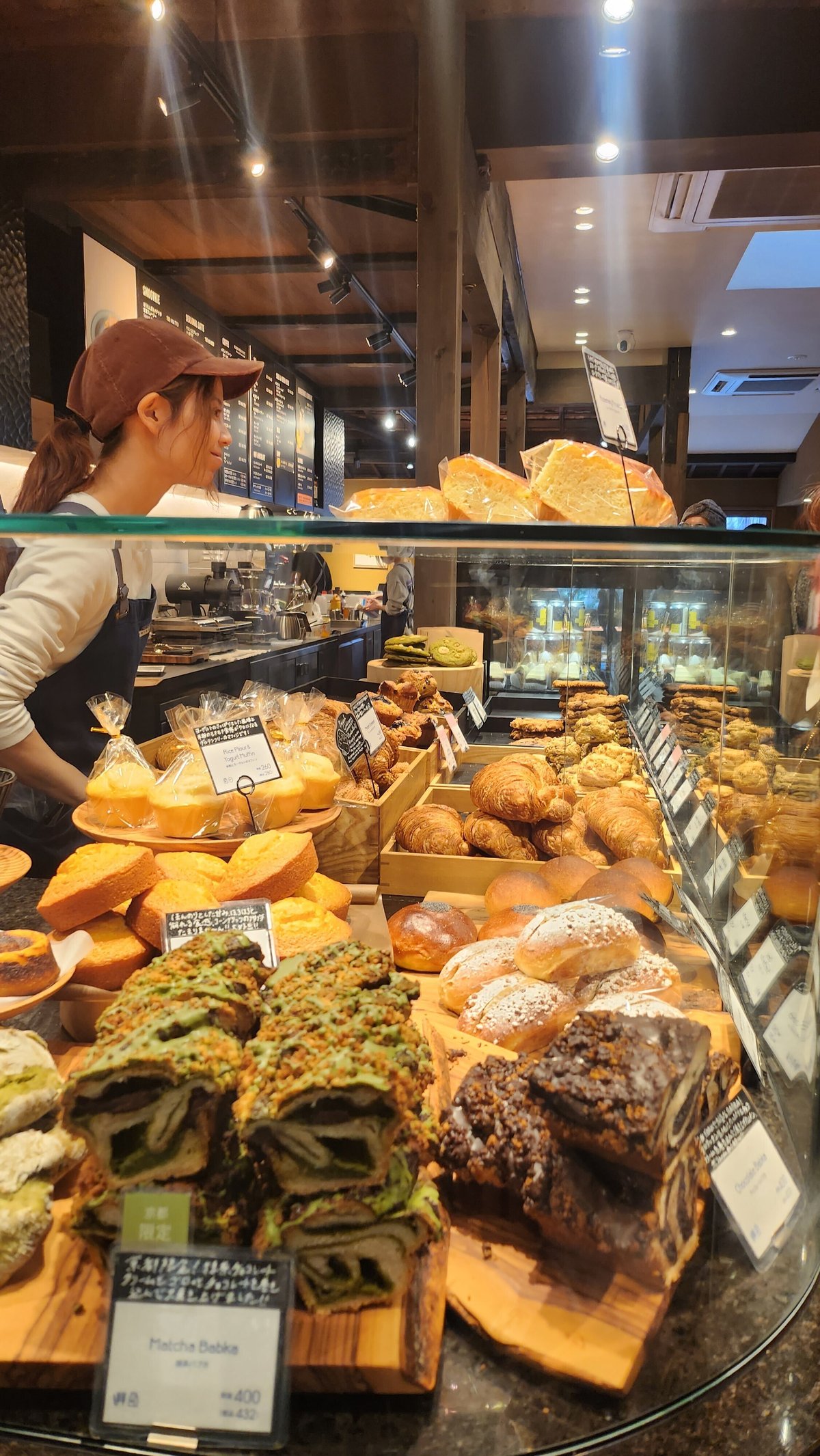 京都錦市場 修学旅行にもおすすめ！かわいい安いお菓子・雑貨が買える人気お土産屋さんまとめ :