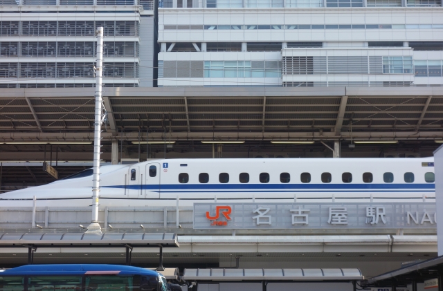 新幹線eチケット」と「タッチでGo！新幹線」の使い分け～チケットレスで自由席に賢く乗車するために～デジきっぷナビ