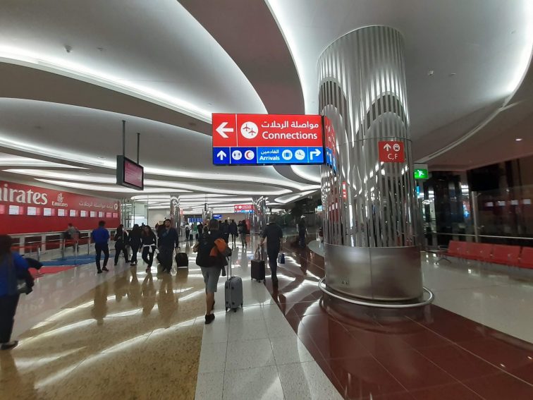 ドバイ国際空港内免税店のブランド・価格を紹介！ドバイ ショッピングOversea