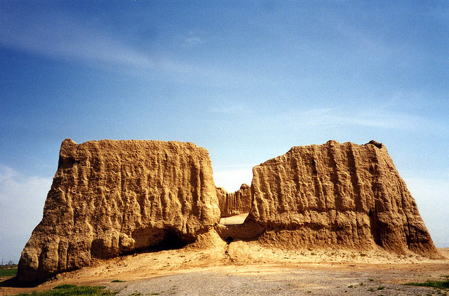 ウズベキスタンは日本語スルーガイド＞炎の絶景！！地獄の門と世界遺産の古都クフナ・ウルゲンチ☆未知なるトルクメニスタン＆文明の十字路ウズベキスタン☆6日間で行く中央アジア2国周遊の旅海外旅行・海外ツアーの専門店ファイブスタークラブ Five Star Club