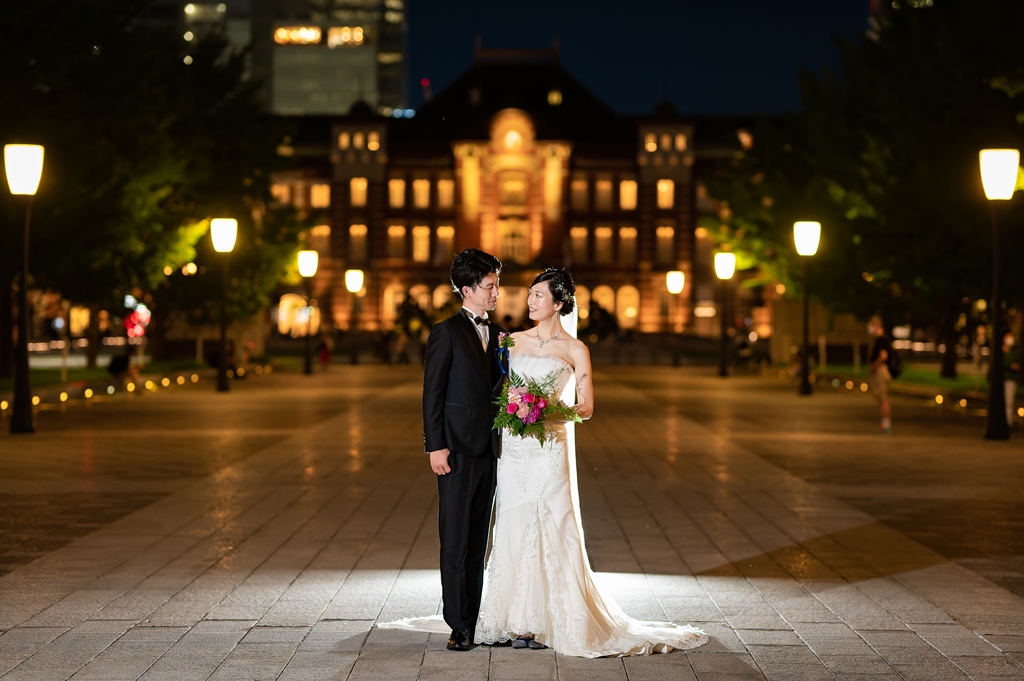 雨の日こそ撮影日和！！ 雨の日の東京駅ウェディング✨結婚式プレ花プレ花嫁準備プレ花嫁さんと繋がりたいプレ花2025東京駅前撮り東京駅ウェディングウェディングウェディングドレス前撮り結婚式結婚式撮影結婚式前撮り東京駅前撮りといえば