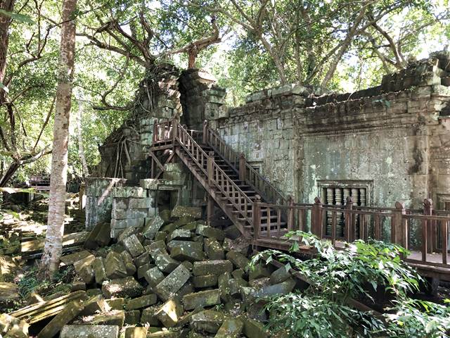 2025年 ベンメリア遺跡＋プレアヴィヒア遺跡 １日ガイドツアー - アンコールワット・ワンダフル・ガイドツア