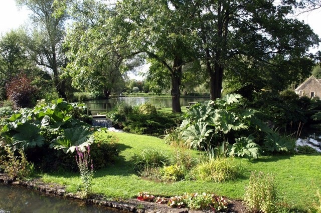 アビントン観光ガイド～定番人気スポットを参考に自分にピッタリの観光プランを立てよう！エクスペディア