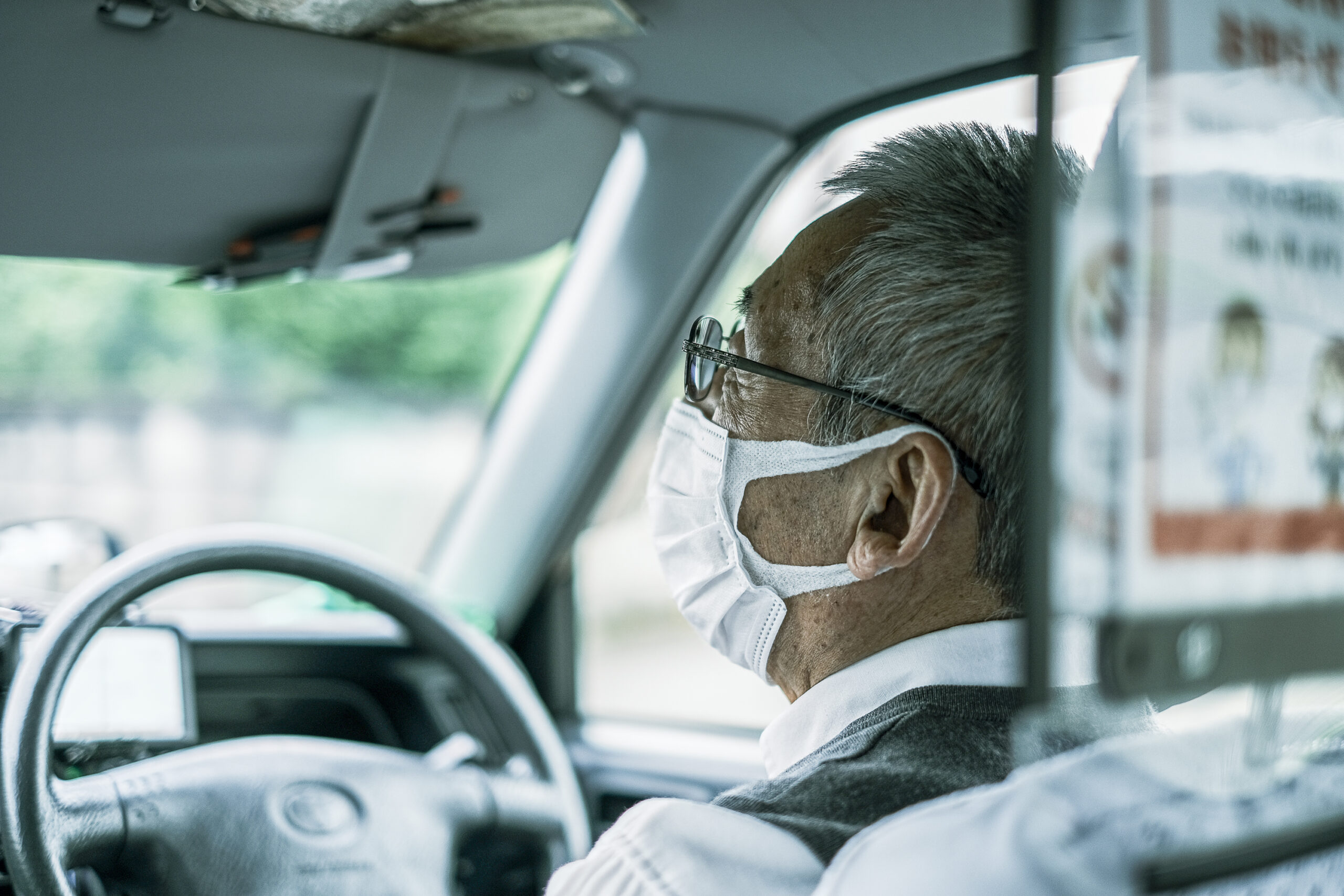 山辺観光タクシー株式会社- 山形 タクシー乗務員◎年休135日♪女性・シニア層活躍中