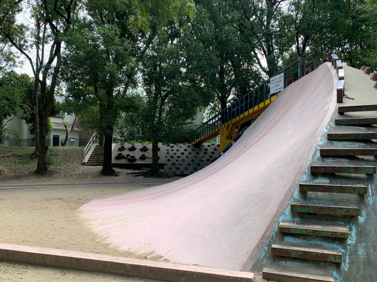 流れる温泉 - 草津町、西の河原公園の写真 - トリップアドバイザ