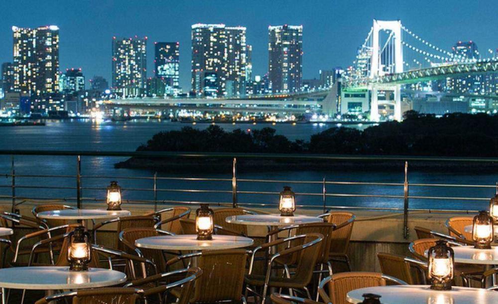 夜景がきれいに見える お台場 レストランfavy ファビー