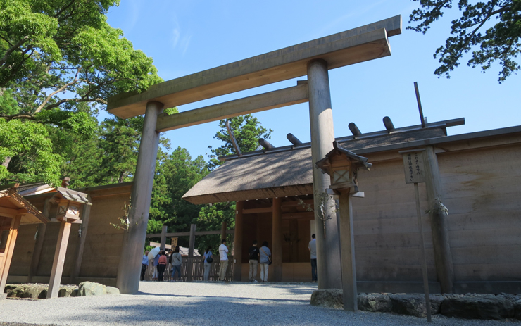 月讀宮へのアクセス方法と駐車場ガイド観光スポット・グルメ情報も紹介