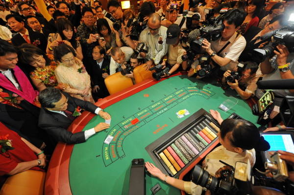 リゾート・ワールド・セントーサ - Visit Singapore 公式サイト