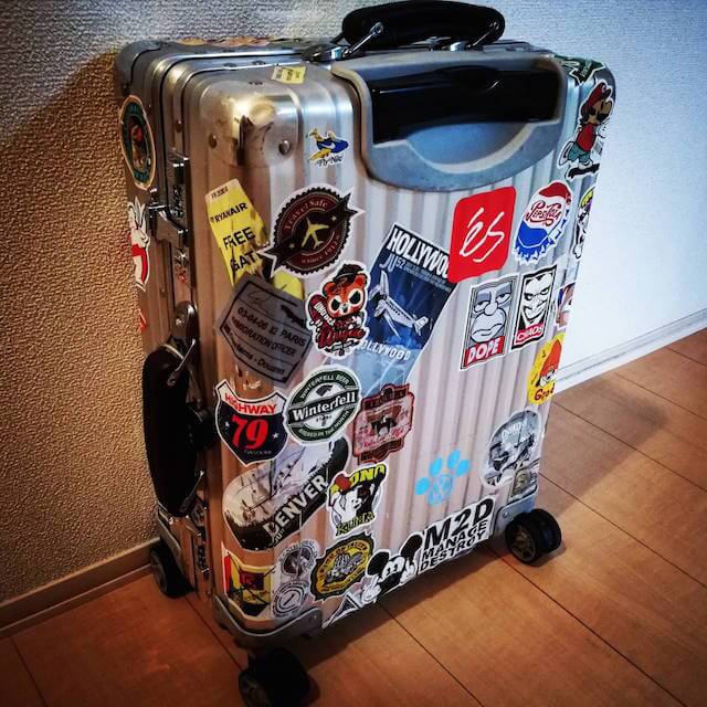 旅気分？お部屋でまったり？はがせるウォールステッカーで簡単デコレーション - DIYリフォーム-ルームファクトリーブログ