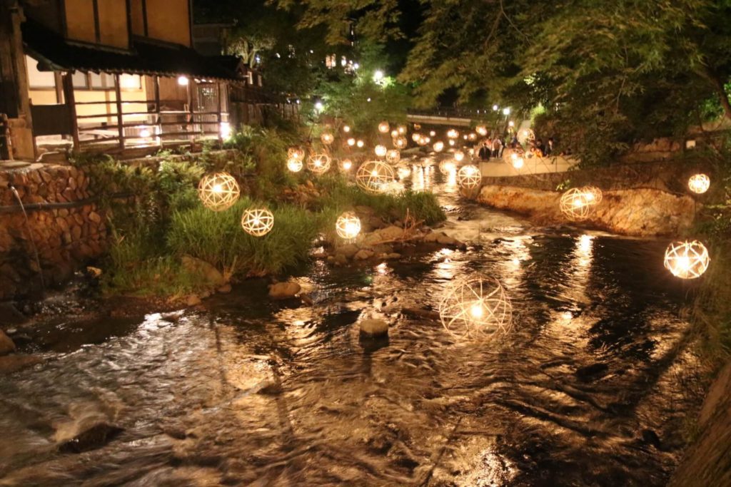 女子旅におすすめのインスタ映えスポット！ 箱根でフォトジェニックな写真を撮ろう箱根ナビ