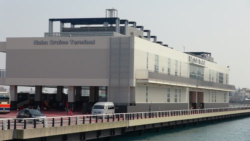 那覇クルーズターミナルには何があるのか - 沖縄B級ポータル -