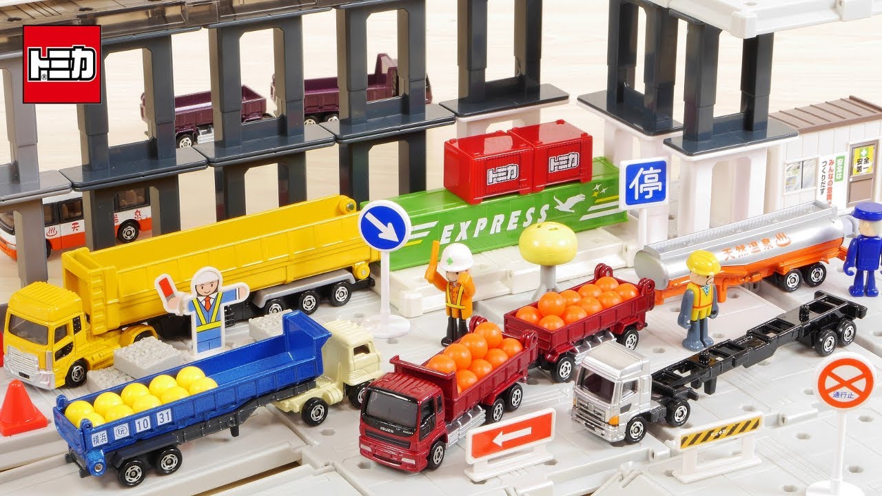 手作りおもちゃ トミカ駐車場のインテリア実例RoomClip ルームクリップ