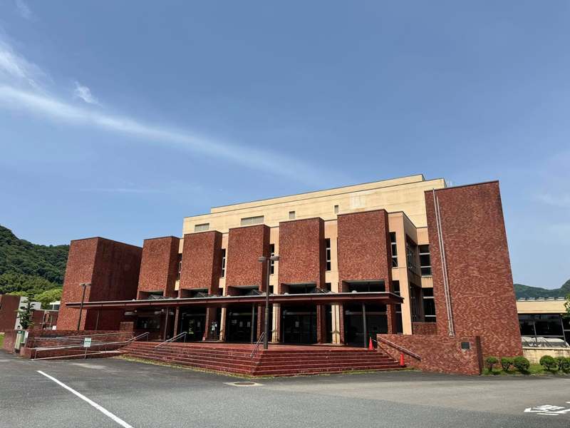 ミーティングホール：武雄市教育委員会