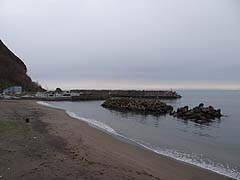 余市の絶景ビーチ えびす岩と大黒岩で過ごす家族の夏休みSUP＆磯遊び＆神秘体験！ -