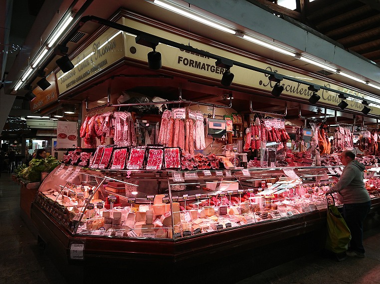 スペイン・バルセロナでバル巡り！ピンチョスを食べにブライ通りへTrip Tip Go 旅のブログ