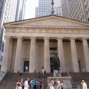 ニューヨーク フェデラルホールナショナルメモリアルの写真素材63116741- PIXTA