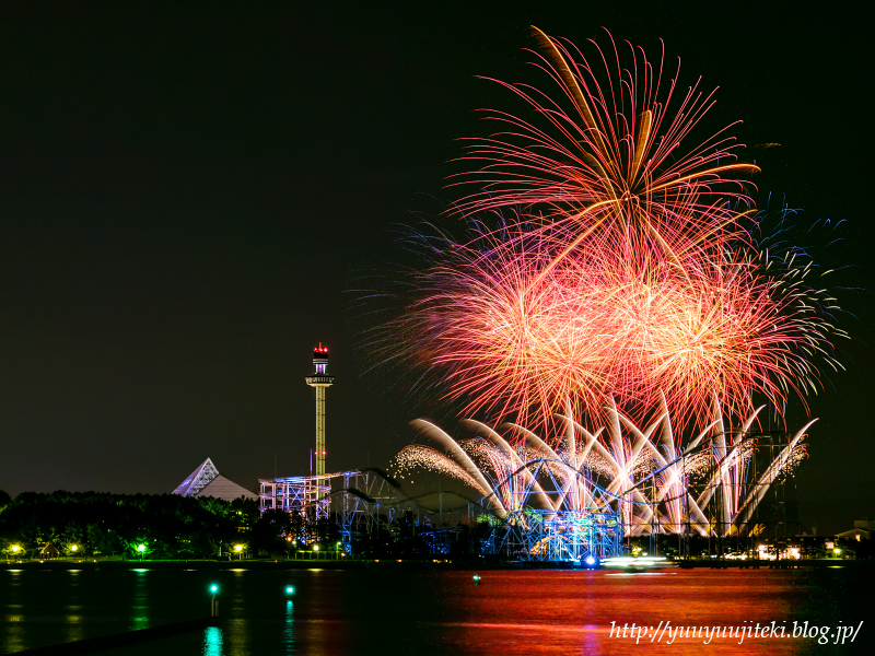 広島みなと夢花火大会2024🎆 5年ぶりに開催された宇品の花火大会を山の上の展望台から撮ってみました 花火撮影はテンション上がります！Date:2024.7.27 Location:広島市南区宇品広島みなと夢花火大会花火花火大会広島市ひろしまにあええじゃろ広島好きじゃ