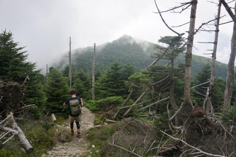 八経ヶ岳 はっきょうがたけ 奈良県小屋泊まりで行く関西最高峰山歩みち