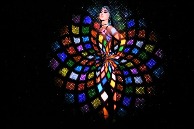 H.I.S. ＜現地集合・解散＞クレイジーホース・ドリンクショー 送迎なし パリ フランスのオプショナルツアー海外現地ツアー格安予約