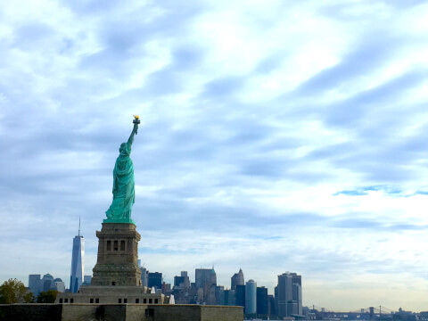 自由の女神