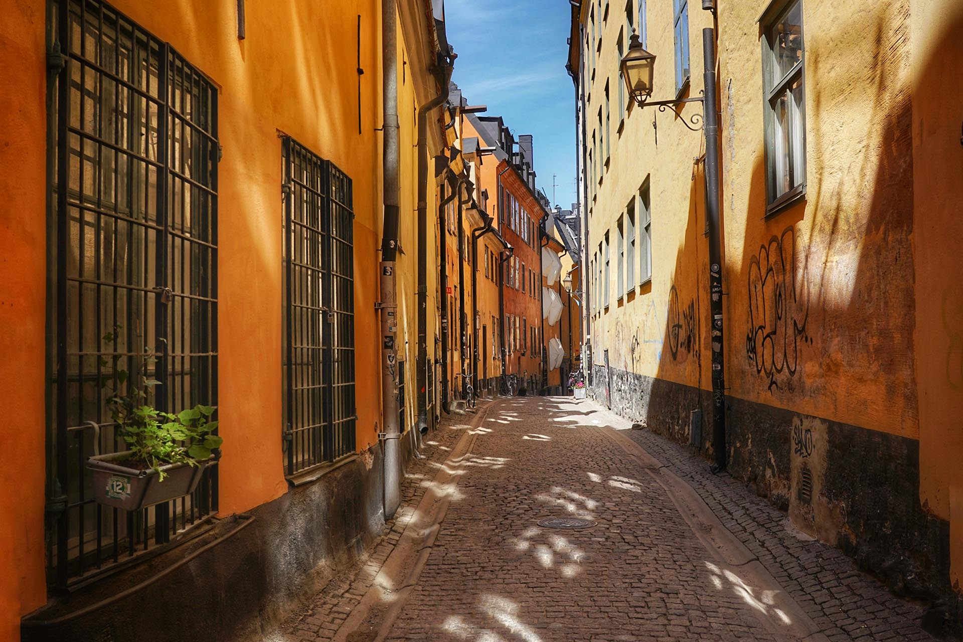 スウェーデン・ストックホルム旧市街ガムラ・スタンの街並み 写真素材7219401- フォトライブラリ