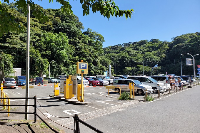 石垣島観音崎 灯台と東屋と青い海沿い遊歩道散策が抜群！石垣島たびPark