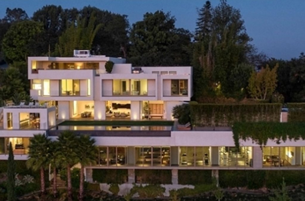 韓国芸能人も住む超高級住宅街の不動産屋さんに行ったら衝撃すぎた