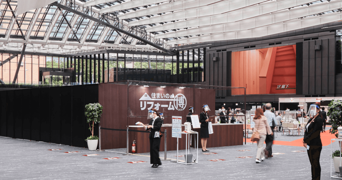 新宿住友ビル三角広場 新宿住友ビル改修計画 現地の様子 - 新宿区の超高層ビル・ﾀﾜｰﾏﾝｼｮﾝ