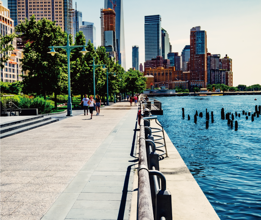 ニューヨークのオフィス街にたたずむ 緑あふれる公園は『SATC』にも登場今日の絶景