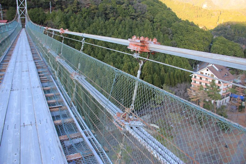 谷瀬の吊り橋」高さ54ｍから十津川の見下ろす絶景│奈良謎のツーリング組織