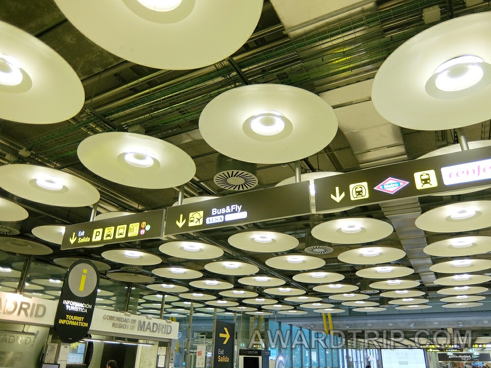 マドリード市内からバラハス空港に電車で行ってターミナル4サテライトから帰ってきた話rsp30035