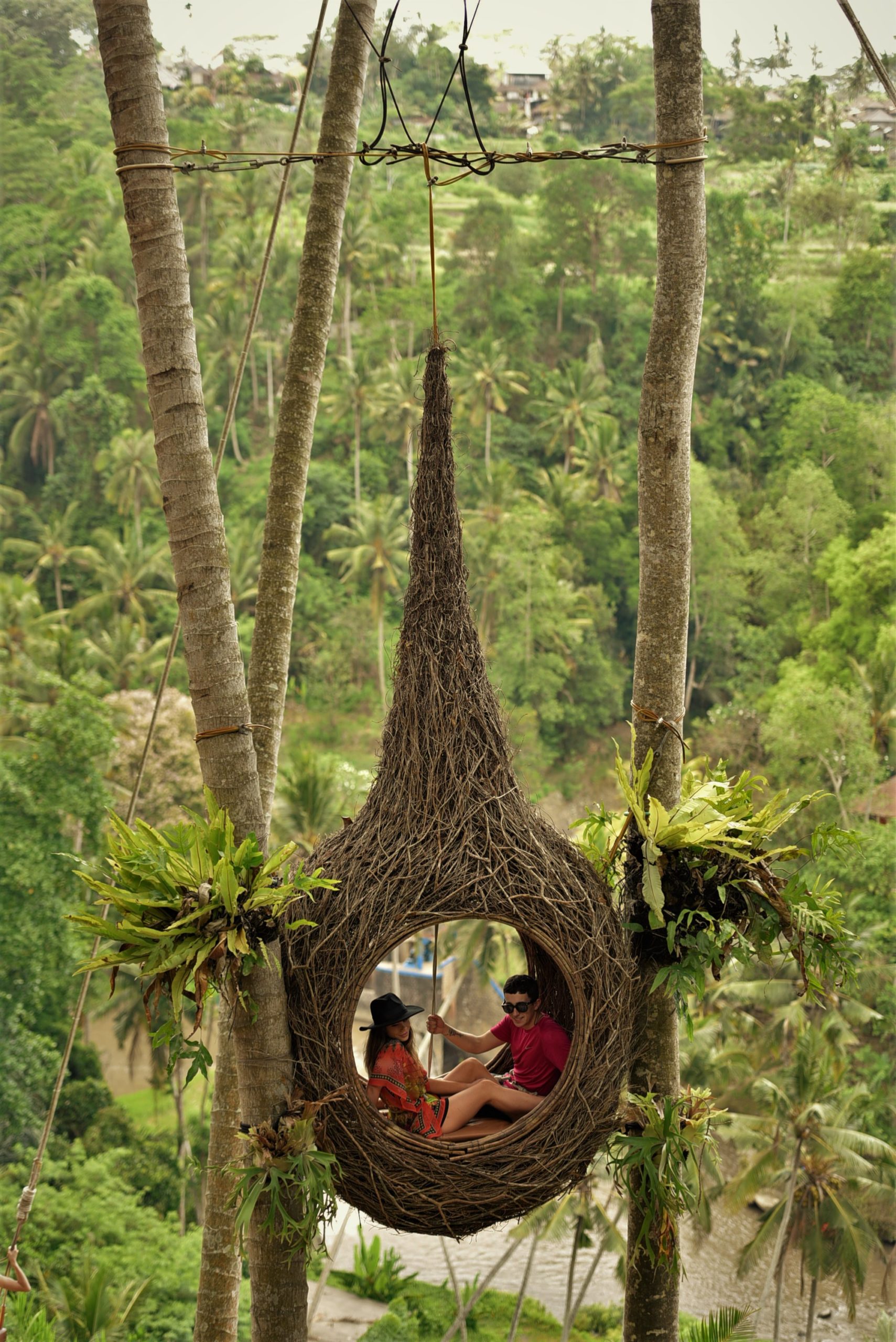 ウブドで大きなブランコに乗ろう！アラス ハルムのバリ スイングチェックインバリ