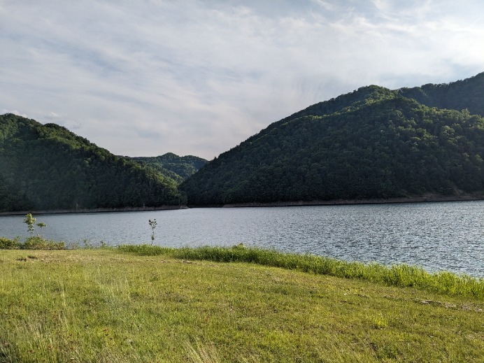 埼玉・秩父「あしがくぼ渓谷国際釣場」の渓流で、はじめてのファミリーフィッシングに挑戦釣りBE-PAL キャンプ 、アウトドア、自然派生活の情報源ビーパル