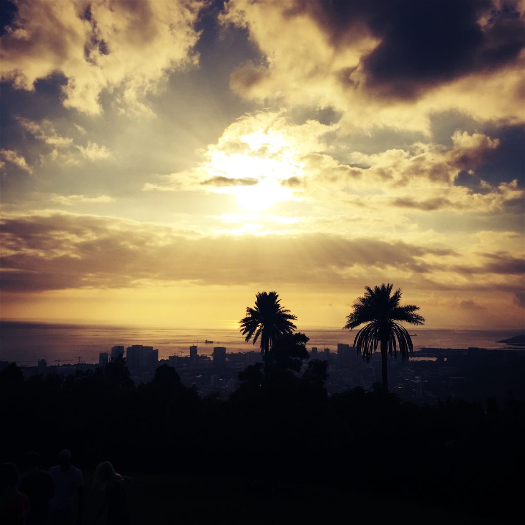 癒しのワイキキ・サンセット✨ハワイで暮らす日々by Chiyo