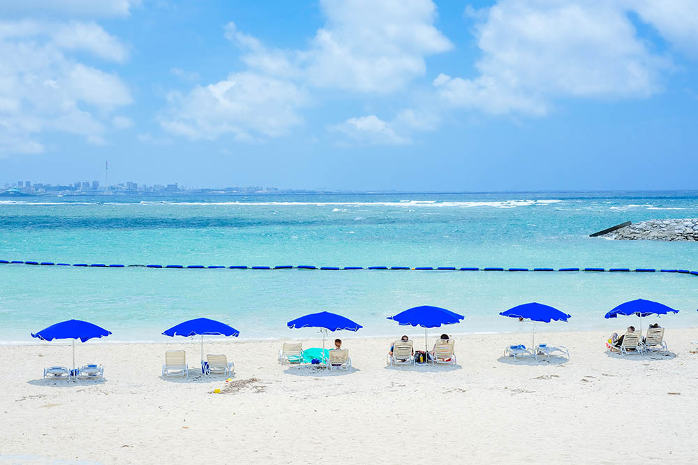 北谷公園サンセットビーチ海とBBQの後は温泉！からのアメリカンビレッジSNS映え散歩！沖縄おすそわけ