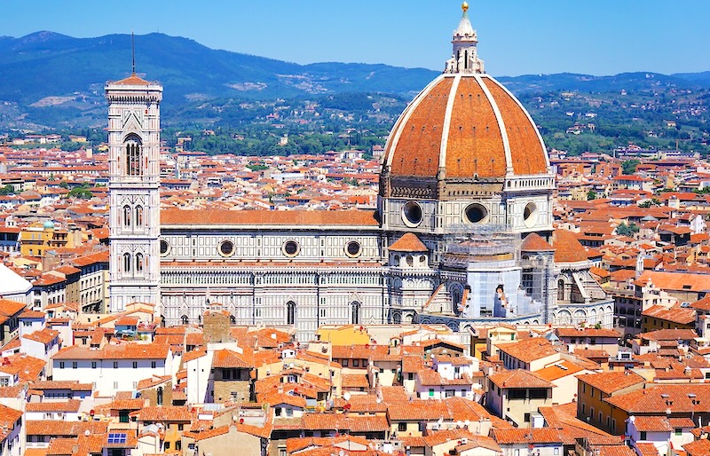サンタ・マリア・デル・フィオーレ大聖堂のクーポラから見るフィレンツェの町並みの写真素材39376857- PIXTA