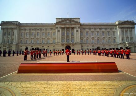 バッキンガム宮殿,Buckingham Palace,バッキンガム・プレイスロンドンの観光ユートラベルノート